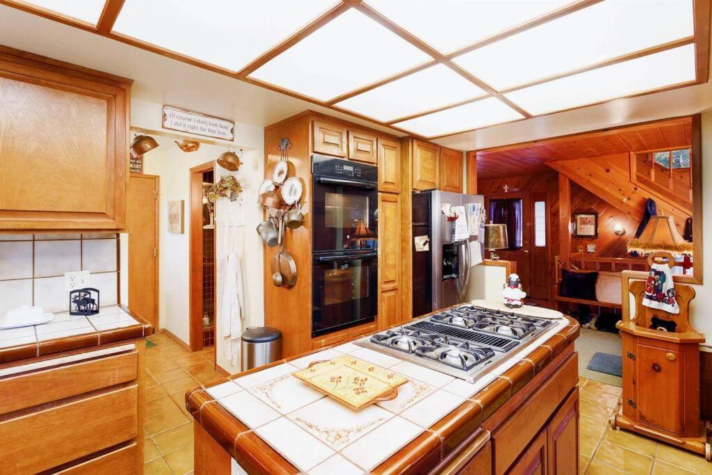 Lakeview 3-Story Winter Home 크레스틀린 외부 사진